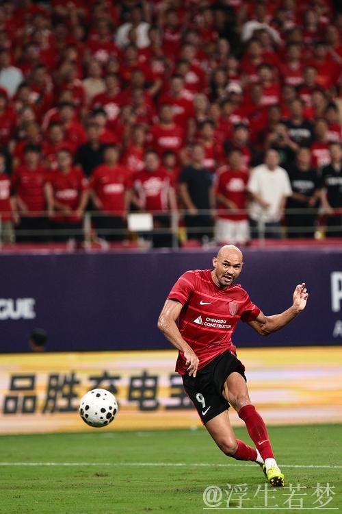 中超-罗慕洛费利佩齐发威 成都蓉城3-0完胜山东泰山