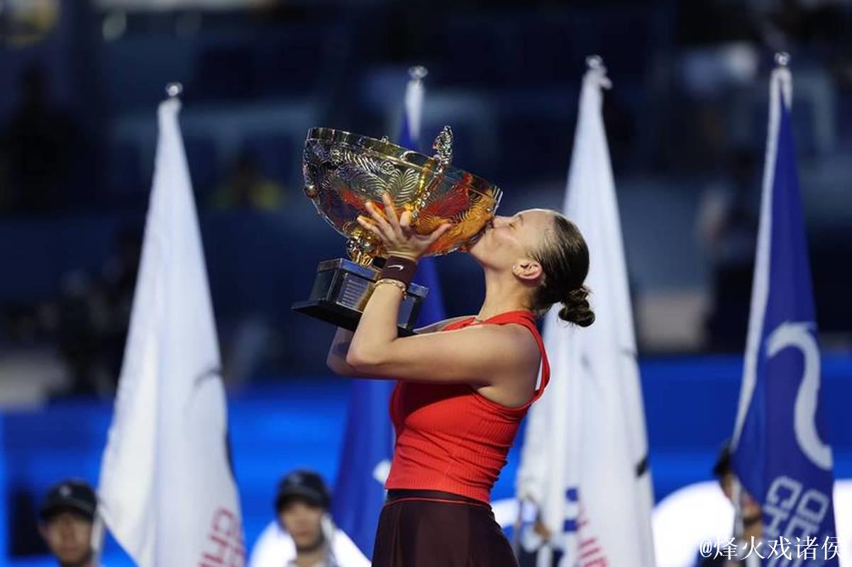 阿尼西莫娃2-1诺斯科娃 生涯首夺中网女单冠军 阿尼西莫娃2-1诺斯科娃 生涯首夺中网女单冠军